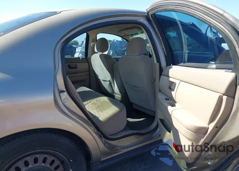 2005 Mercury Sable Gs from USA, damaged, VIN 1MEFM50U55A627033